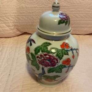8.5" Hand Painted Urn/Vase With Matching Lid